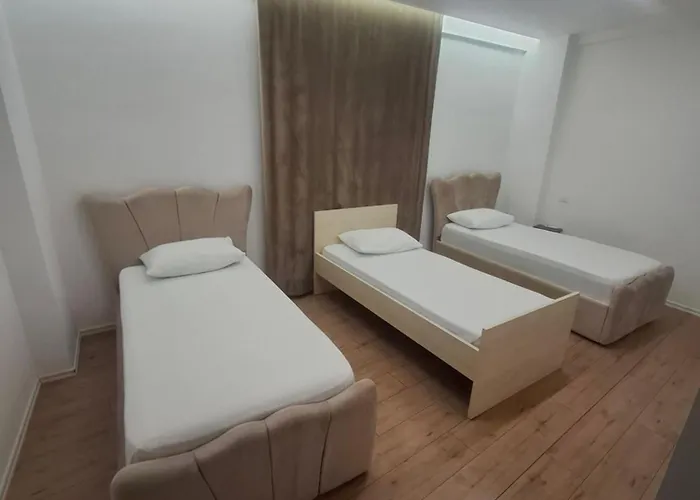 Enea 2 * Τίρανα