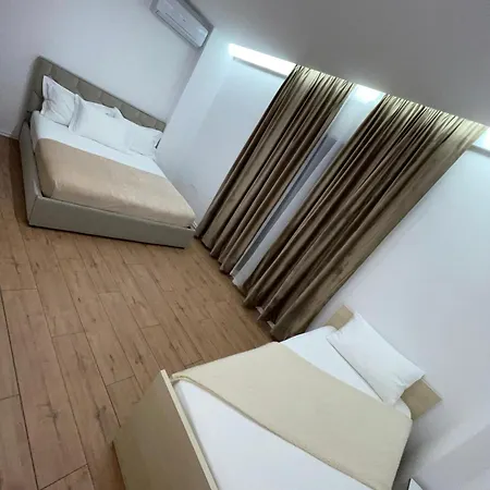 Apartment Enea 2 *